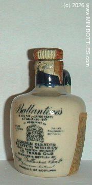 &copy; www.MINIBOTTLES.com - do not copy